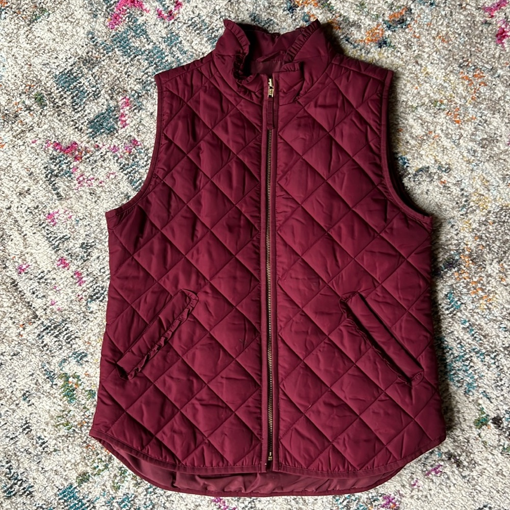 J.crew Mercantile Quilted Puffer Vest. Size small. Maroon/Red in color.